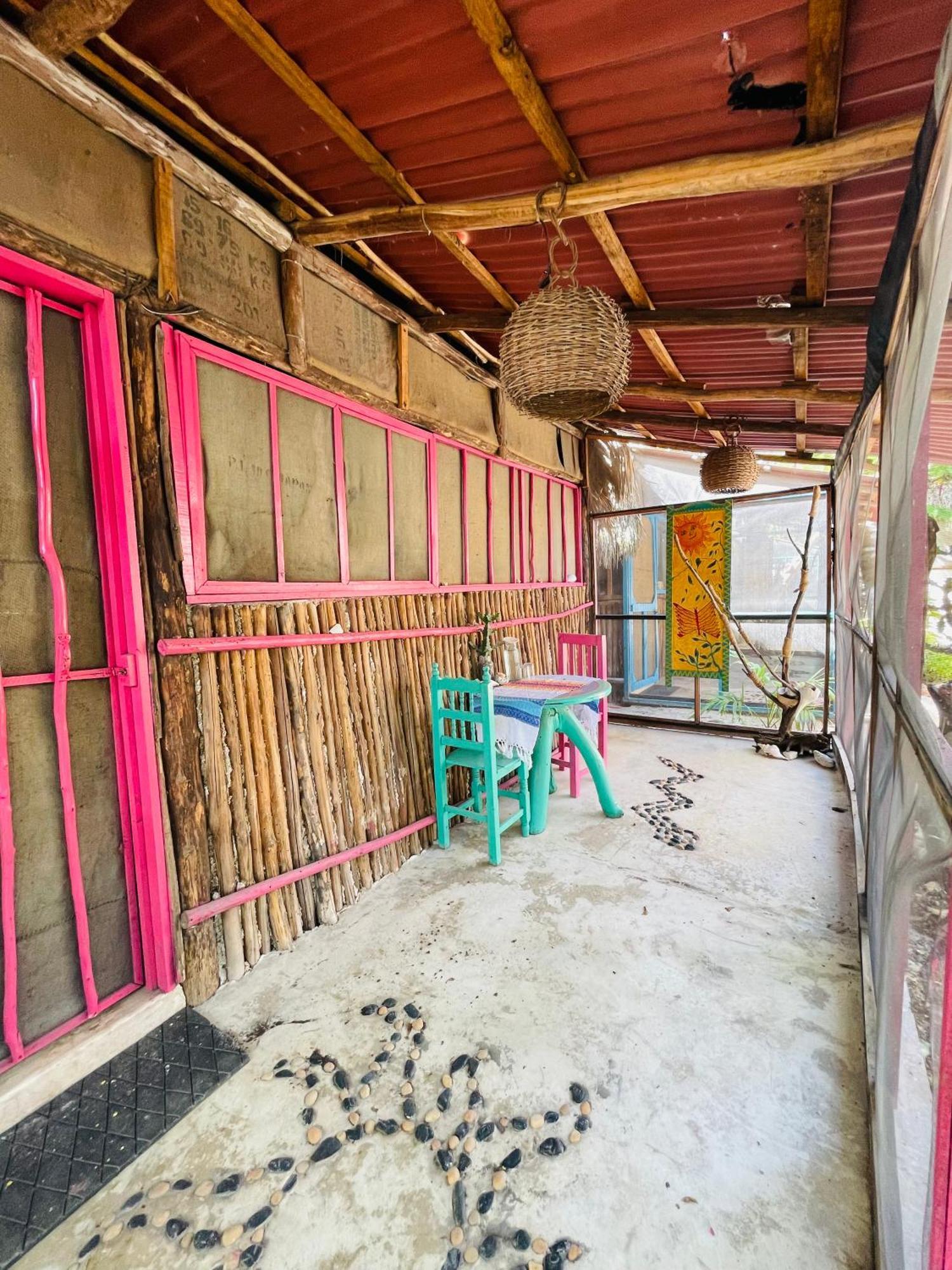 Casa Jade Ecobungalows Las Coloradas Yuluc Quarto foto
